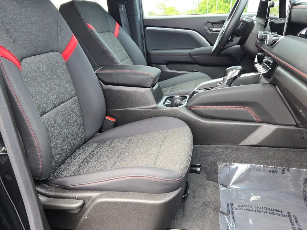 Used 2024 Black Chevrolet Z71 image 6