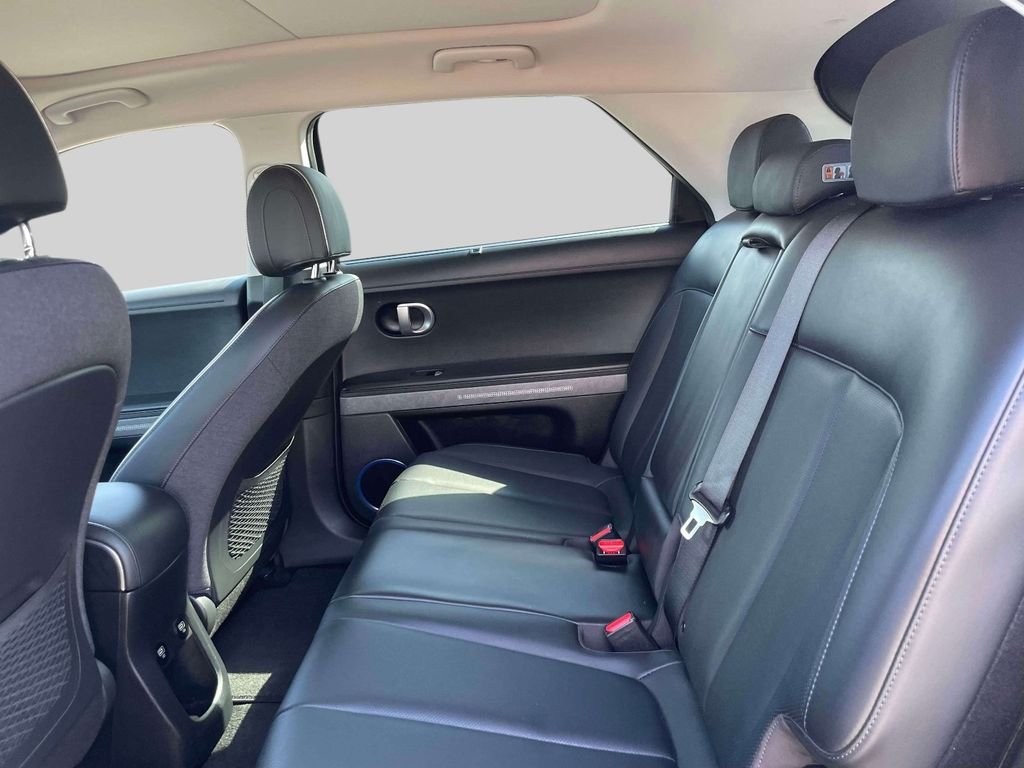 Used 2022 Green Hyundai Limited image 12