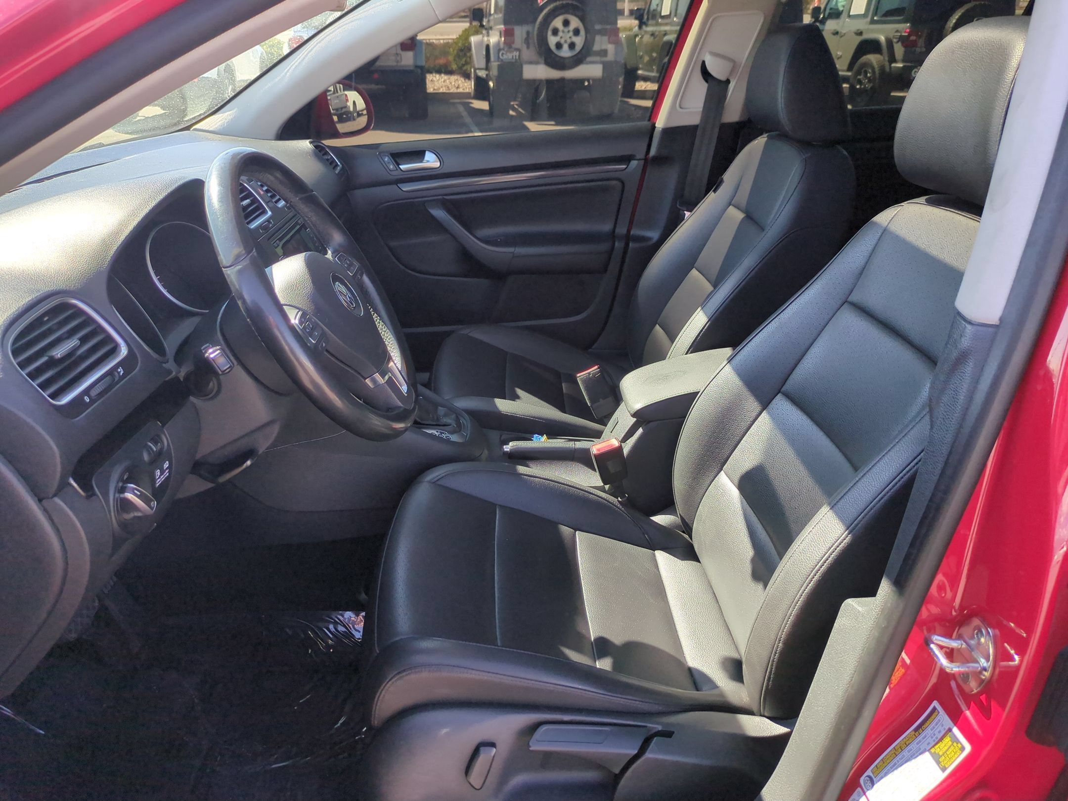 Used 2012 Red Volkswagen TDI image 14