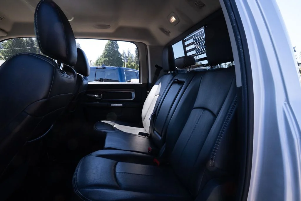 Used 2018 Silver Ram Laramie image 21