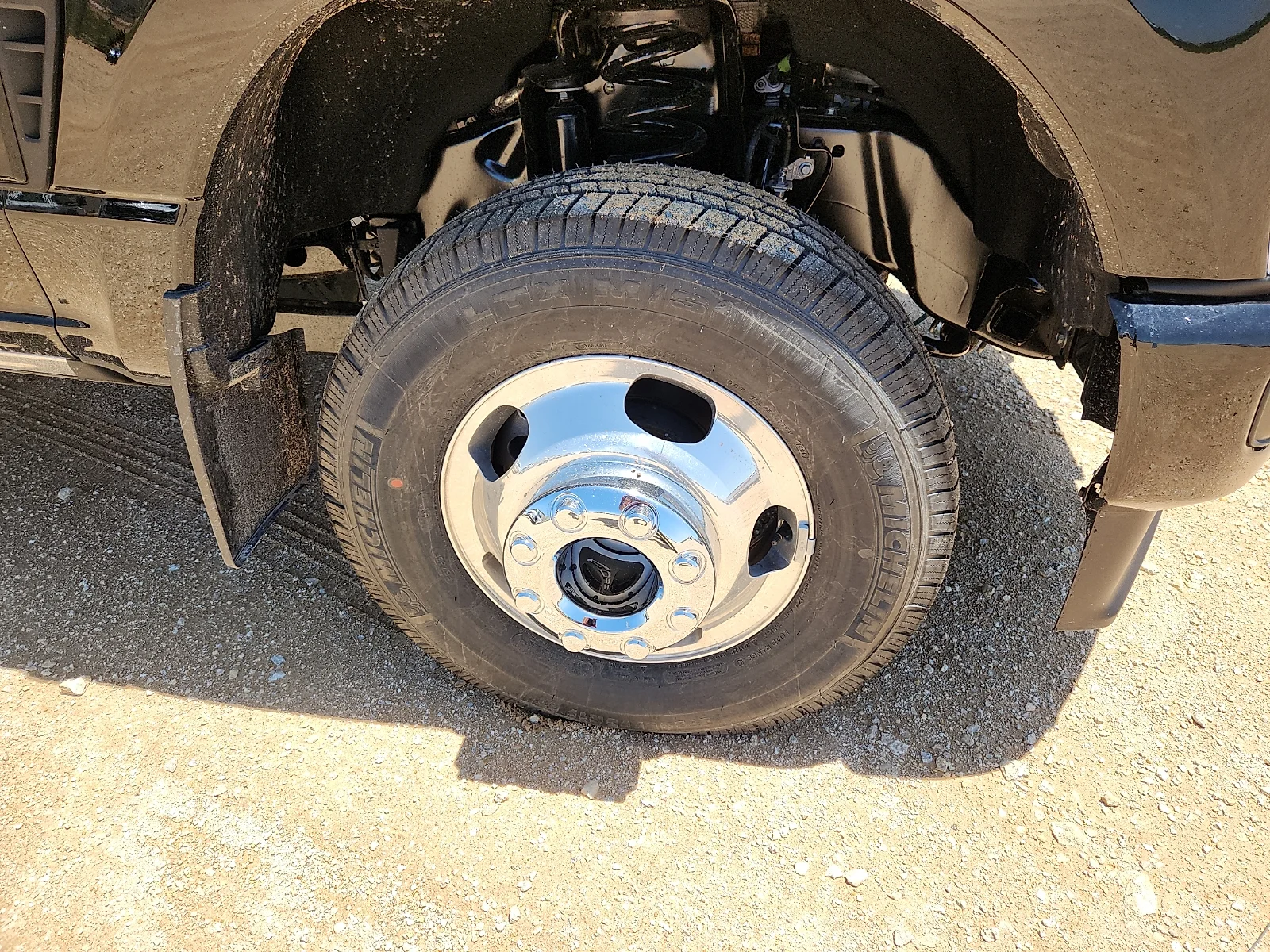 New 2026 Agate Black Metallic Ford F-350® Platinum® image 9