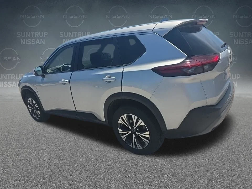 Used 2023 Silver Nissan SV image 35