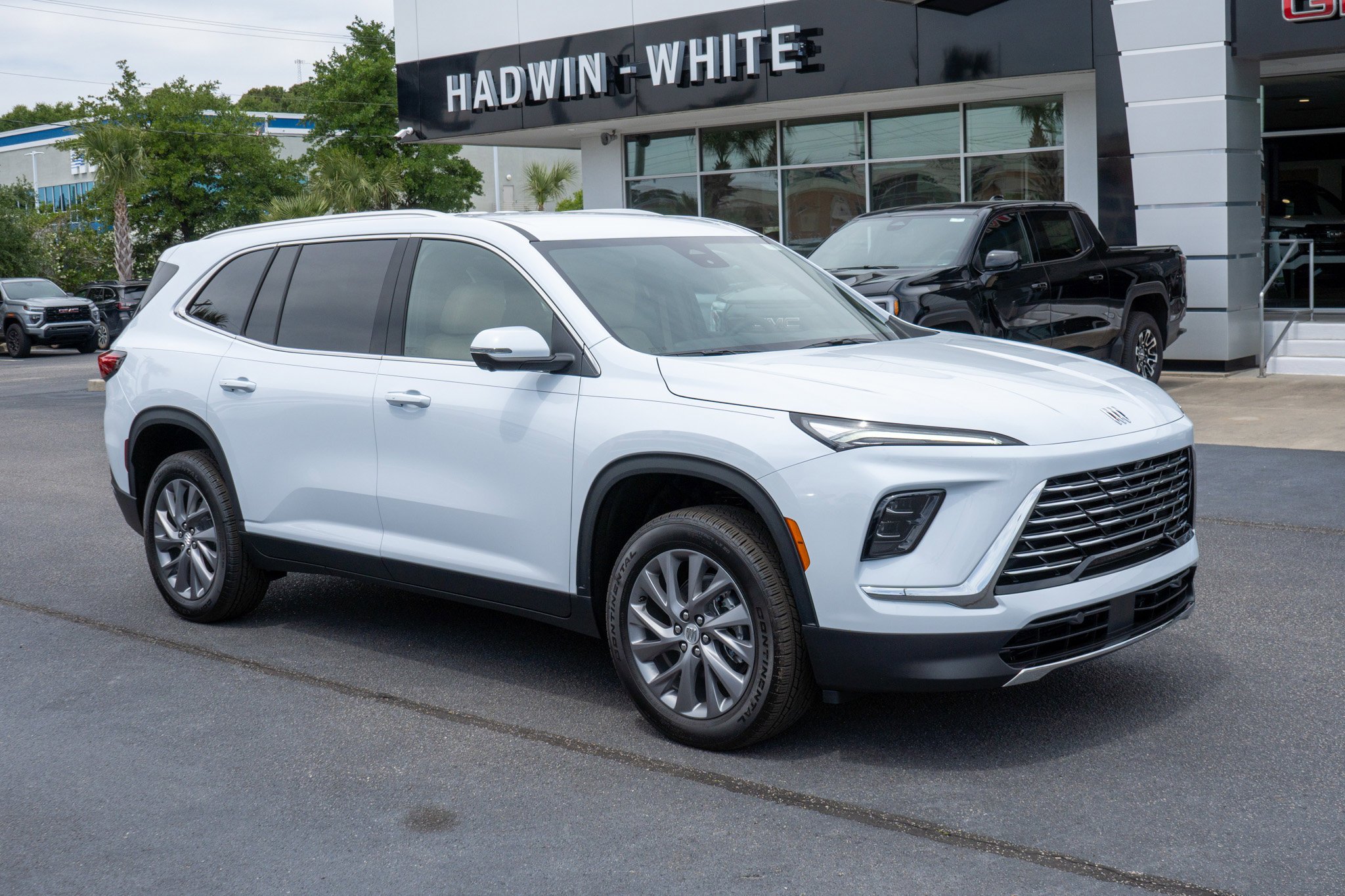 2026 Buick Enclave Preferred's photo