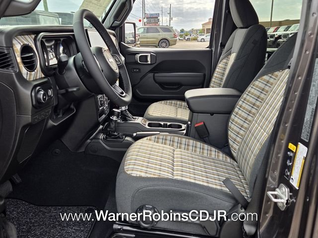 New 2026 Granite Crystal Metallic Clear-Coat Exterior Paint Jeep 85th Anniversary Edition image 5