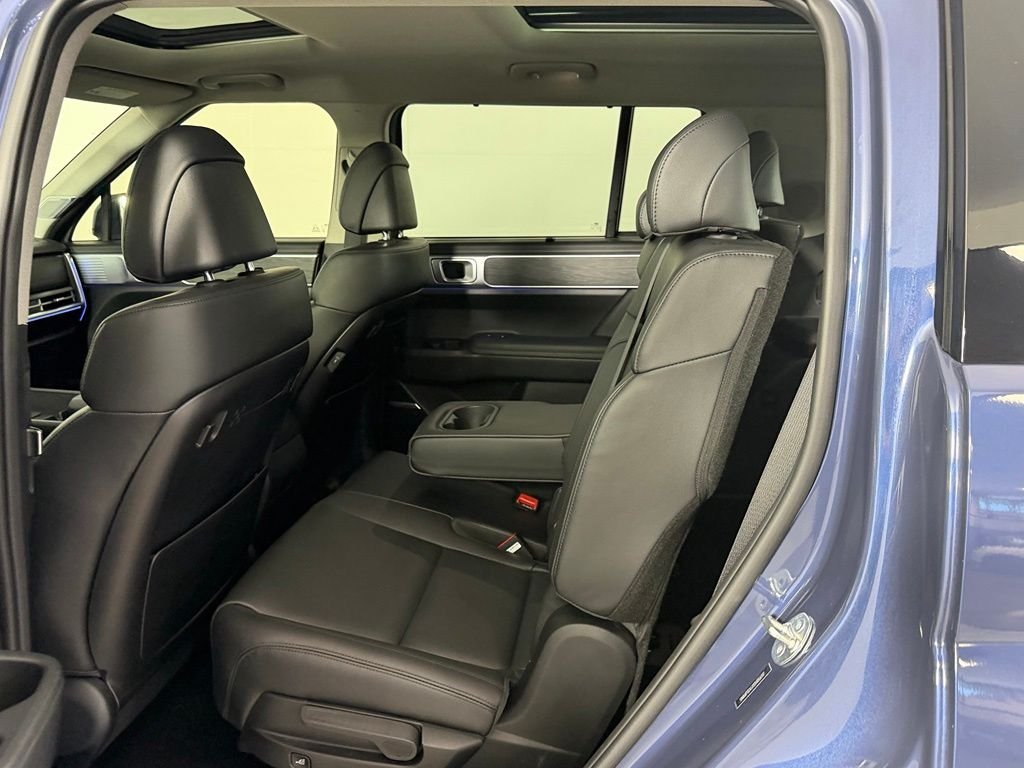 Used 2025 Blue Hyundai Limited image 29