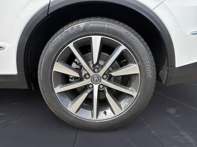 New 2026 Platinum White Pearl Acura Technology Package image 44