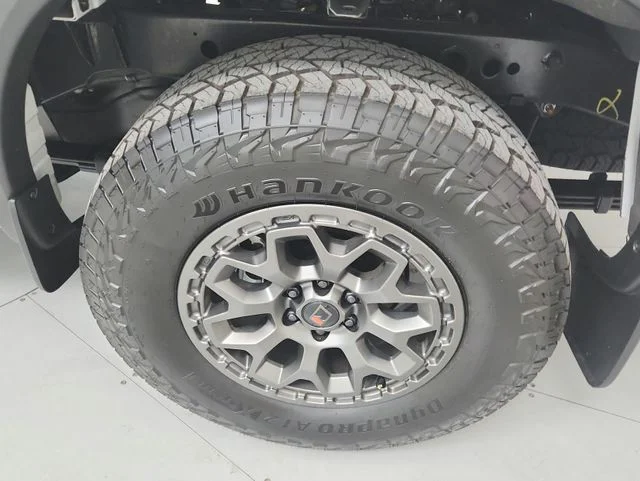 Used 2026 White Nissan PRO-4X image 45