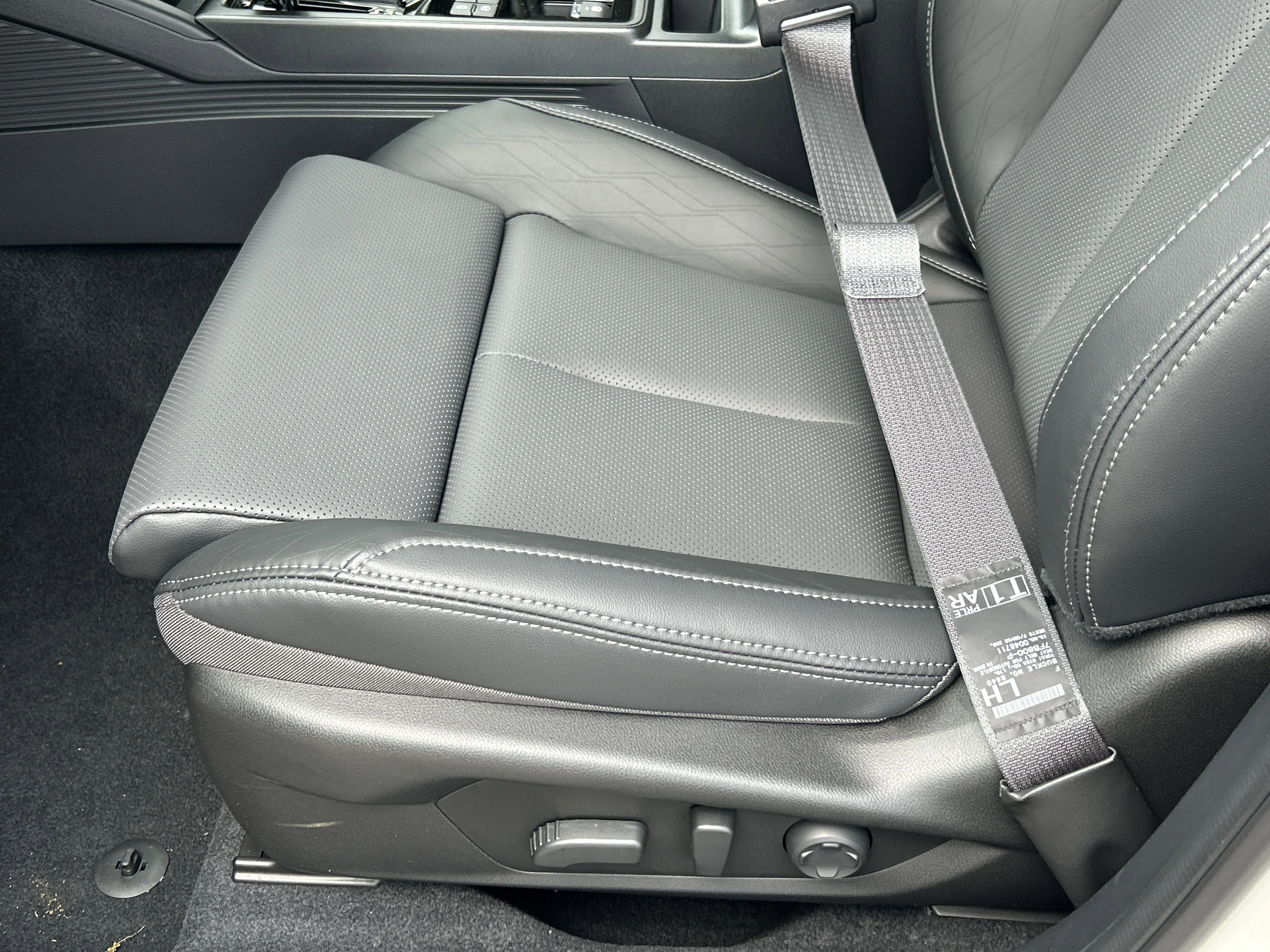 New 2026 CRYSTAL WHITE PEARL Subaru Touring XT image 21
