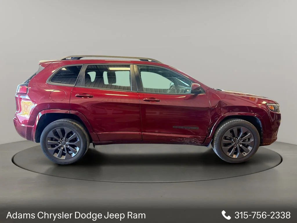 Used 2019 Red Jeep Limited image 5