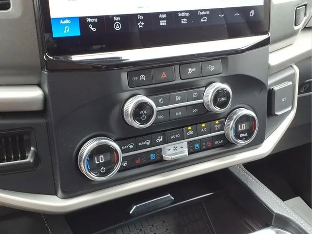 Used 2024  Ford XLT image 8