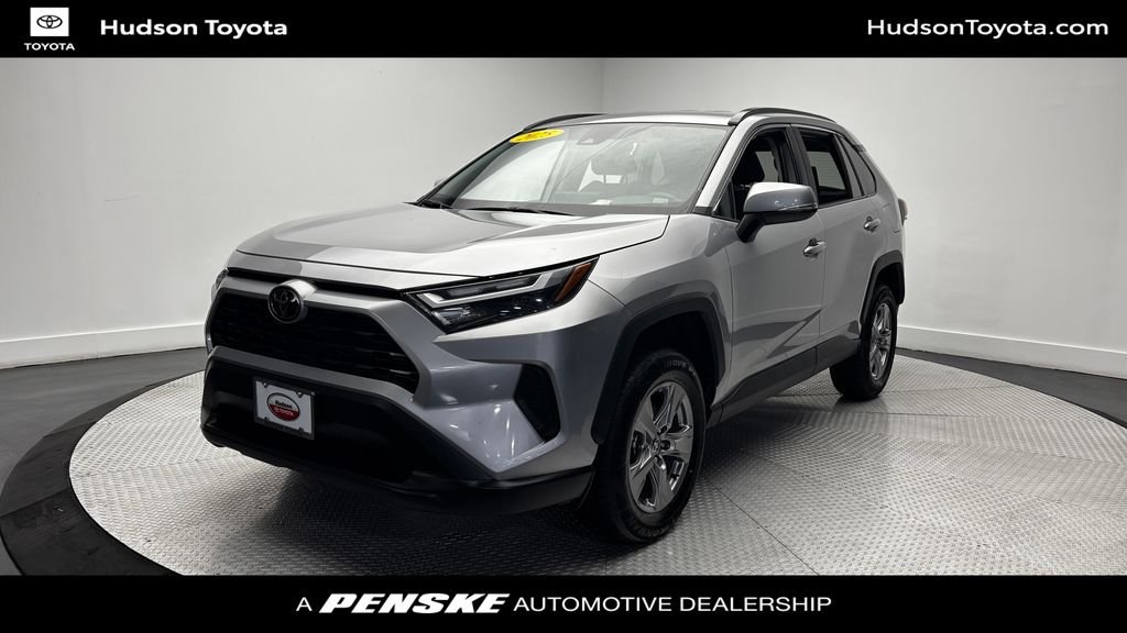 2025|Toyota|RAV4|XLE|4D Sport Utility