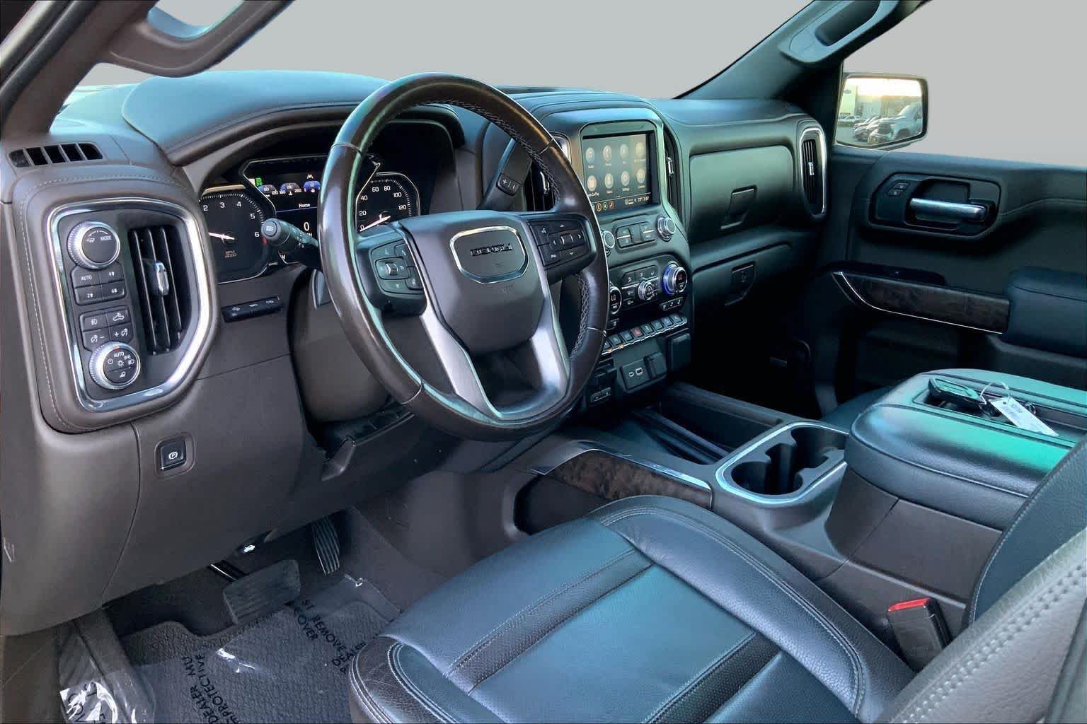 Used 2021 Onyx Black GMC Denali image 17