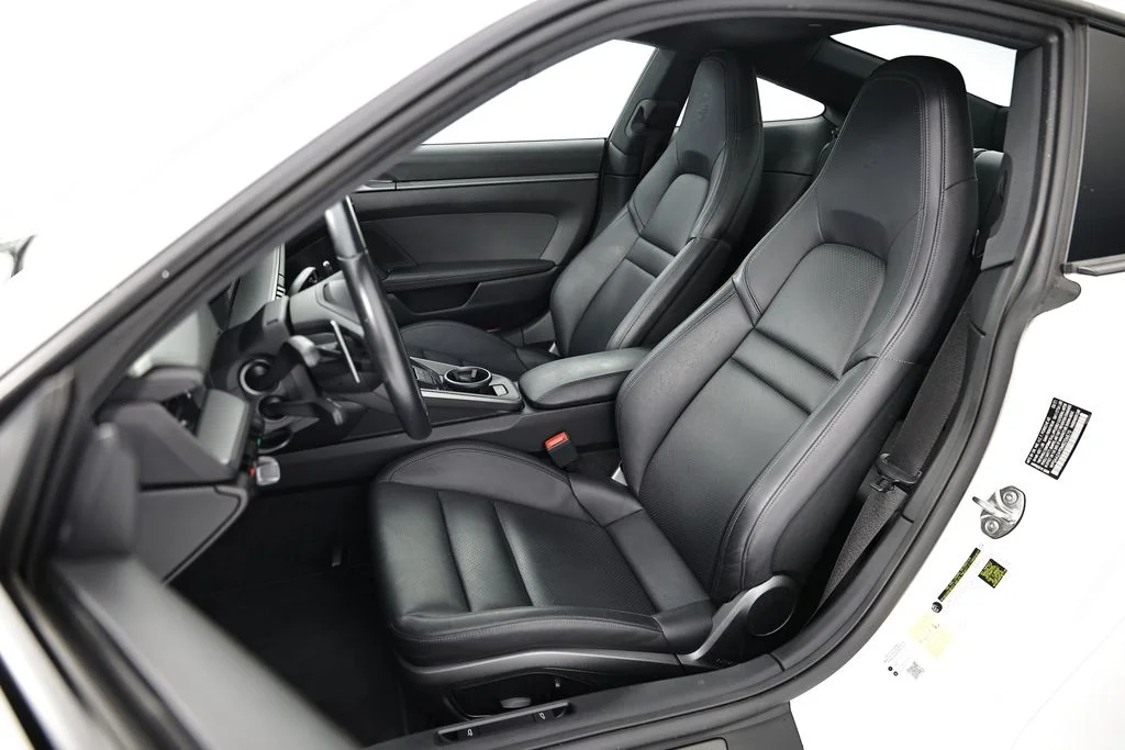 Used 2021 White Porsche Carrera image 5