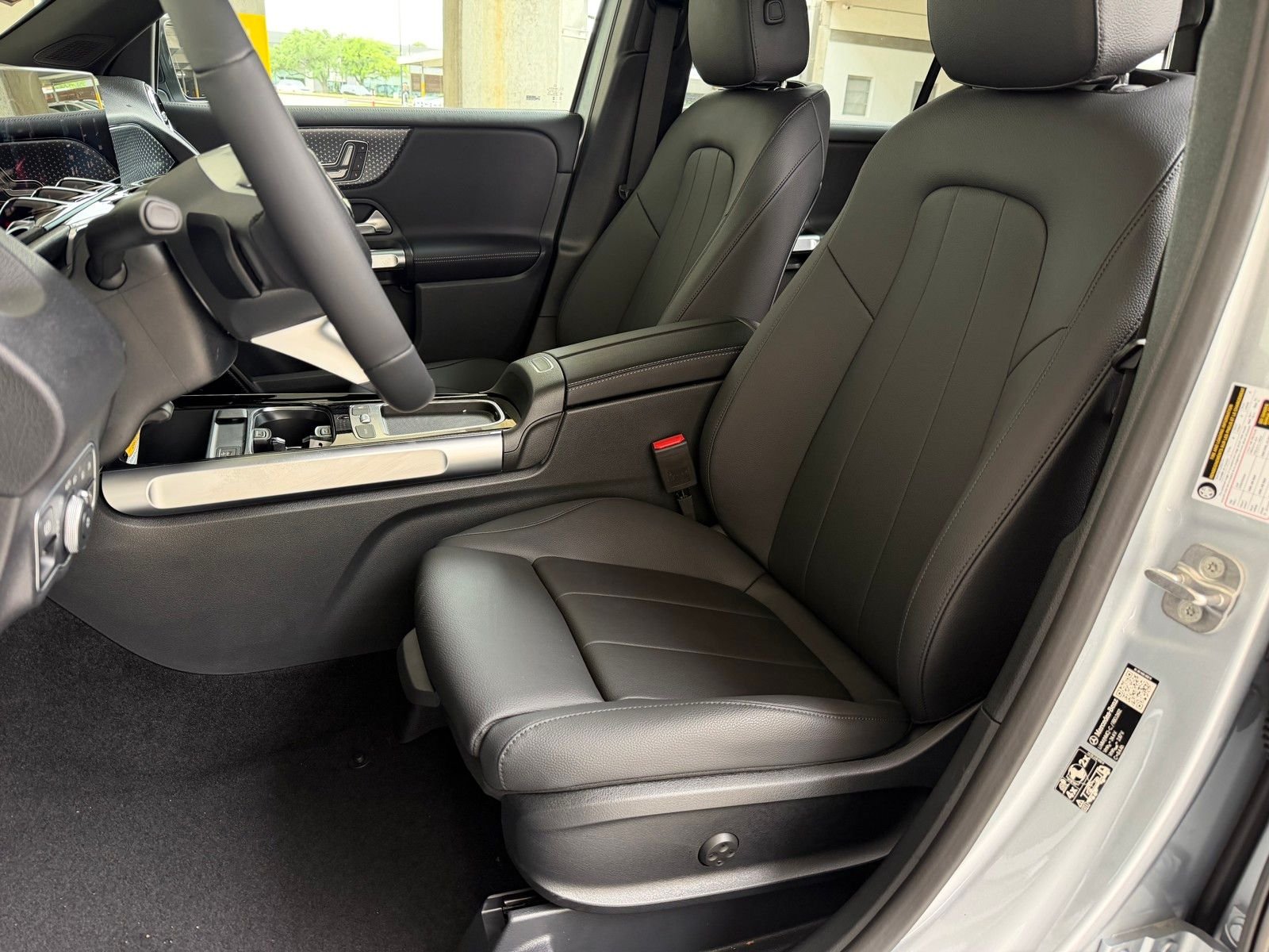 New 2026 Cirrus Silver Metallic Mercedes-Benz GLB 250 image 12