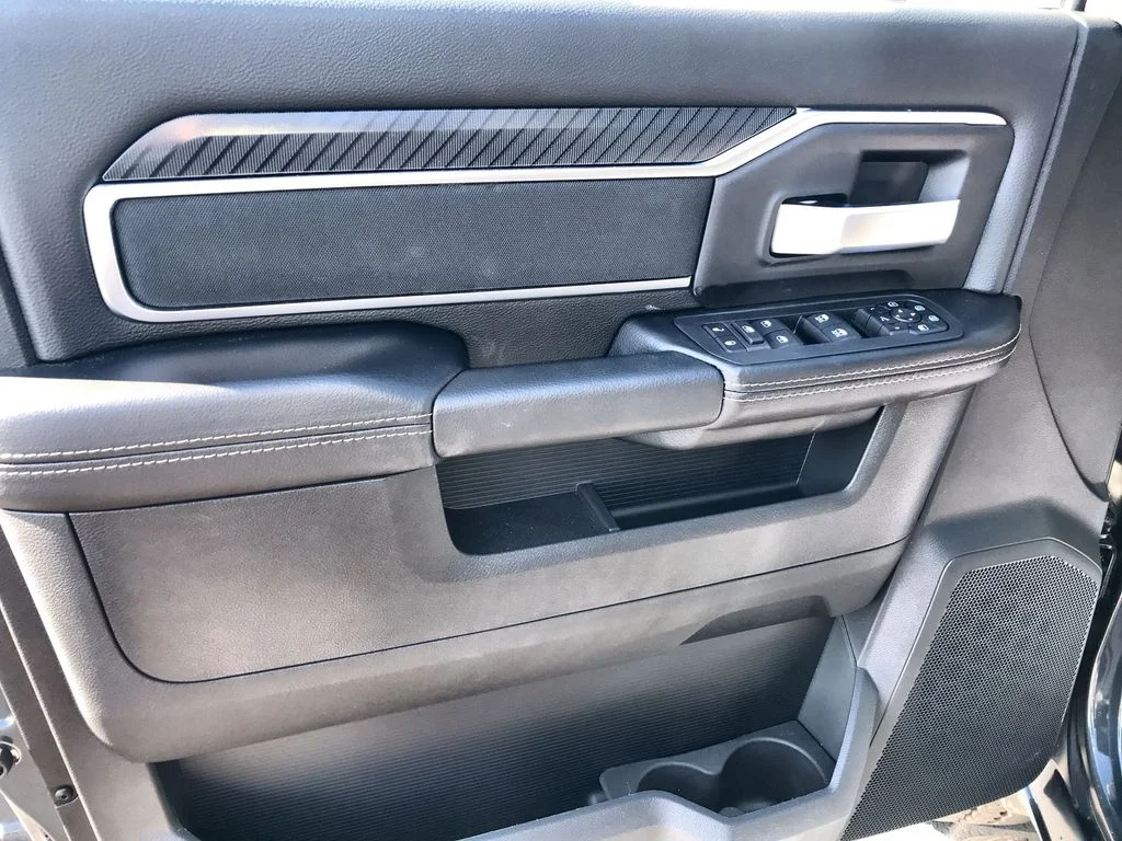 2025 RAM 2500 Big Horn - Photo 13