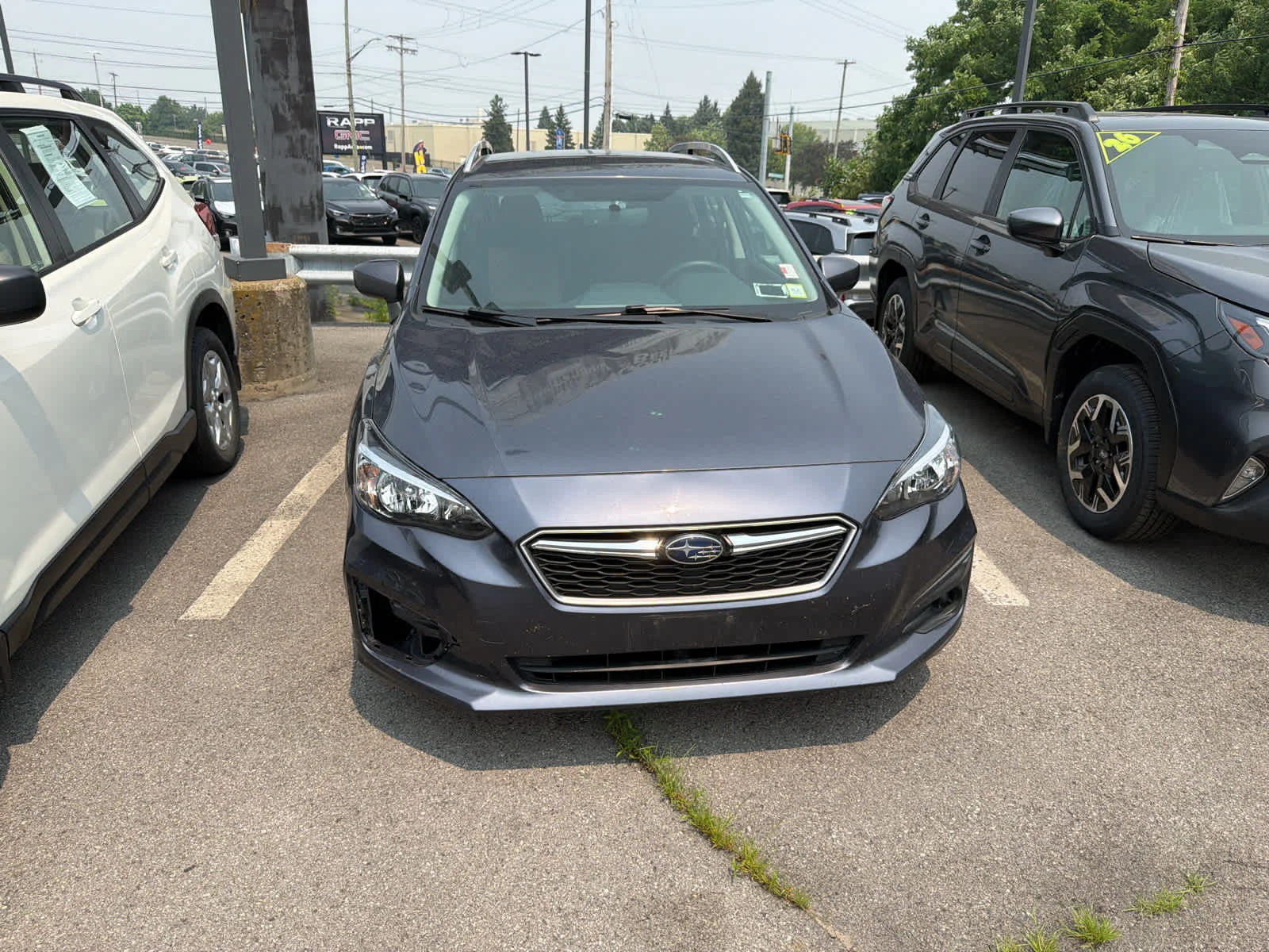 Used 2017 Carbide Gray Metallic Subaru Premium image 3