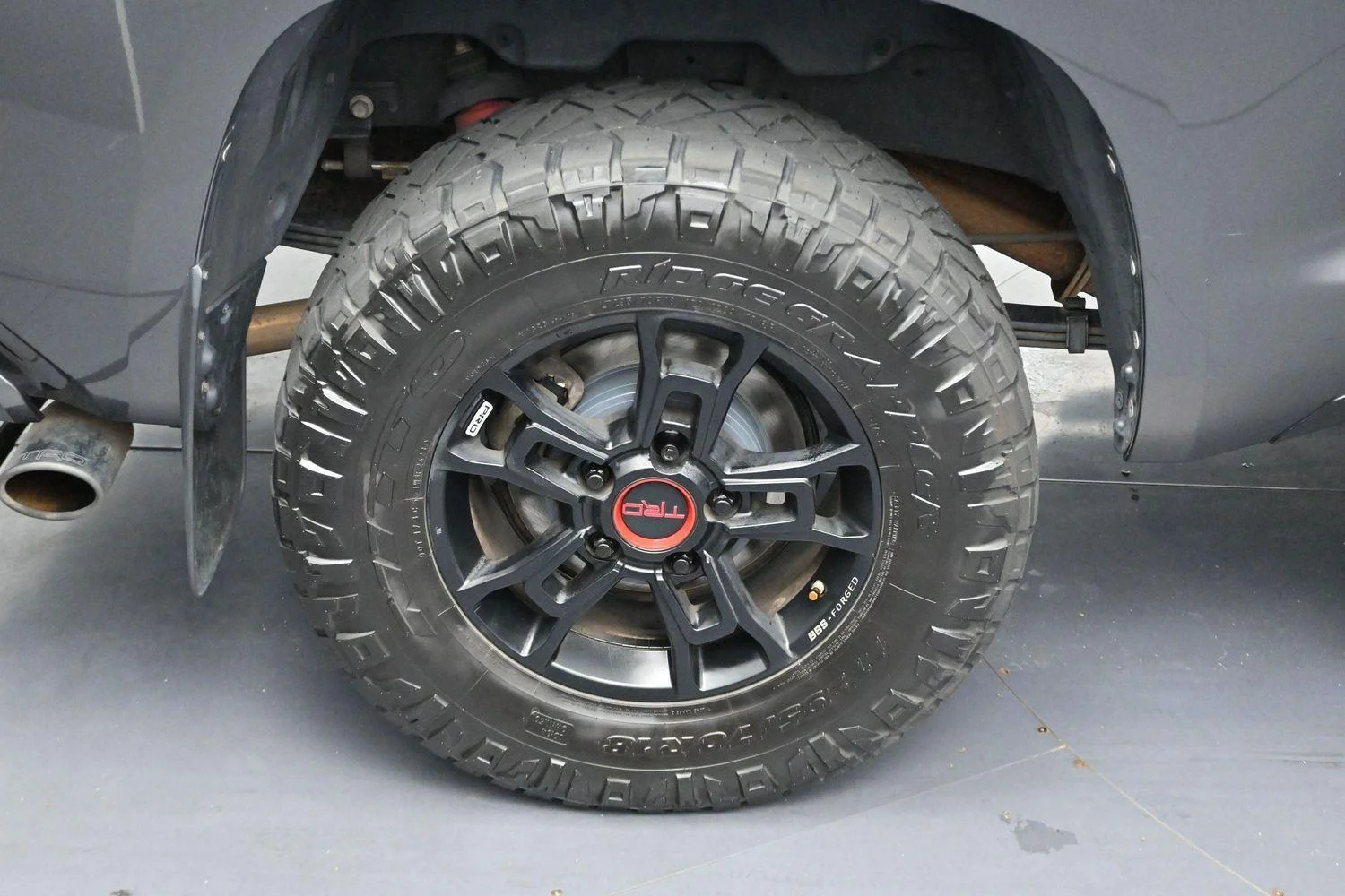 Used 2020 Magnetic Gray Metallic Toyota SR5 image 36