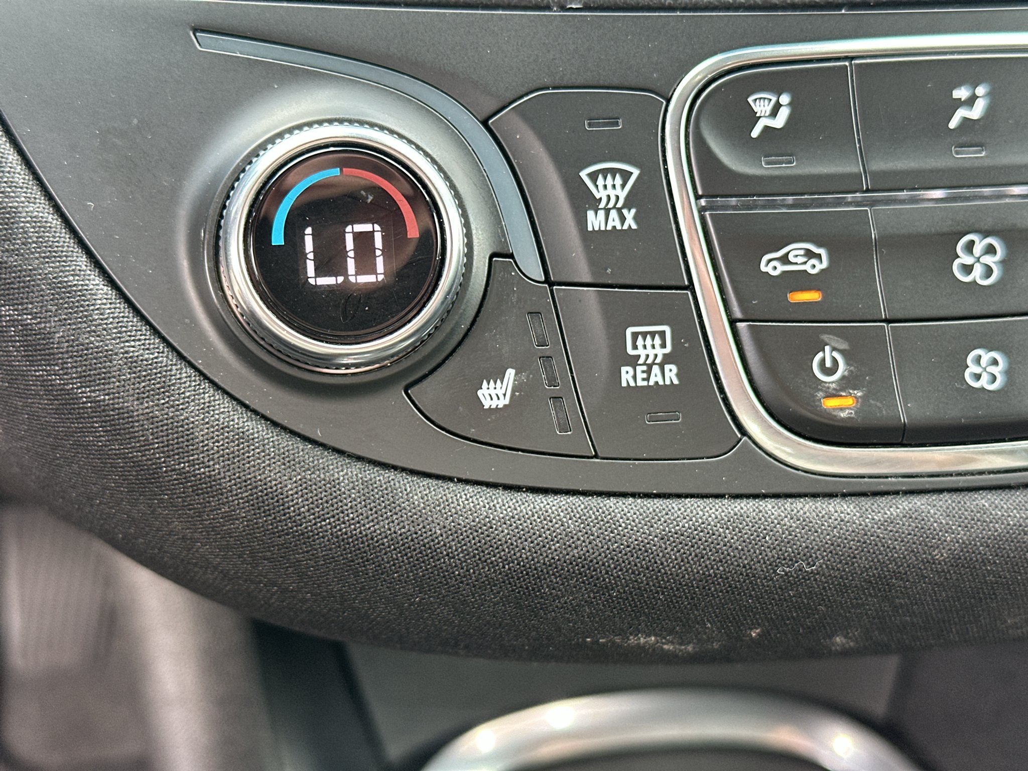 Used 2024 Sterling Grey Metallic Chevrolet LT (1LT) image 24