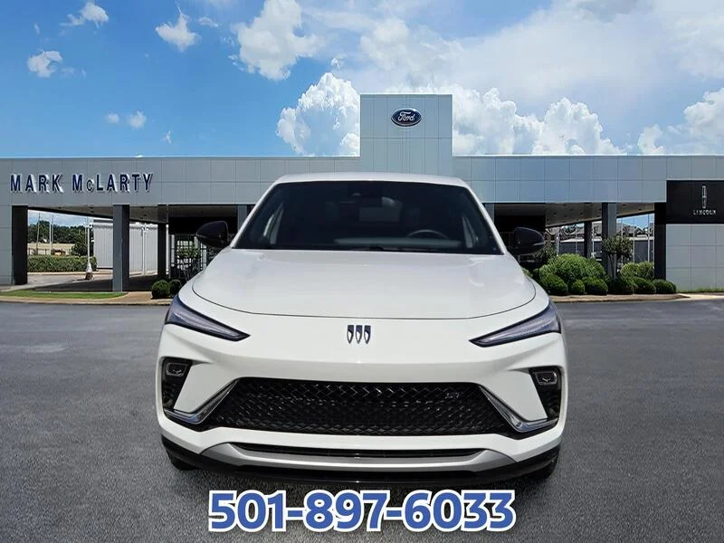 Used 2025 Summit White BUICK FWD 4DR SPORT TOURING image 8