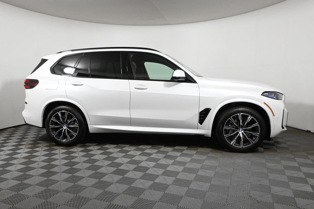 2026 BMW X5 50e - Photo 8