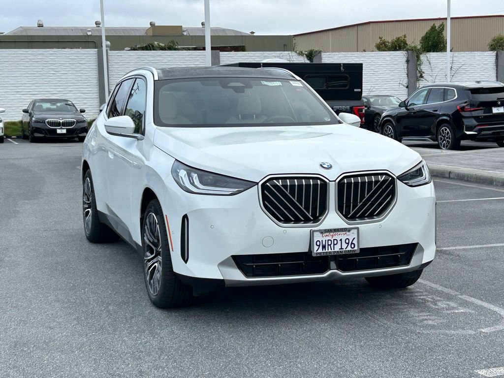 Used 2026 Alpine White BMW 30 xDrive image 7