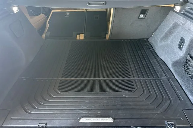 New 2026 Varesine Blue Land Rover SE image 14