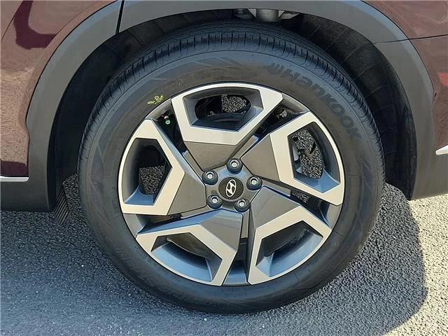 Used 2024 Maroon Hyundai SEL Front-Wheel Drive image 7
