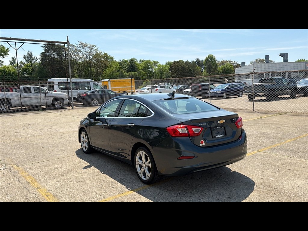 Used 2018 Graphite Metallic Chevrolet Premier image 4