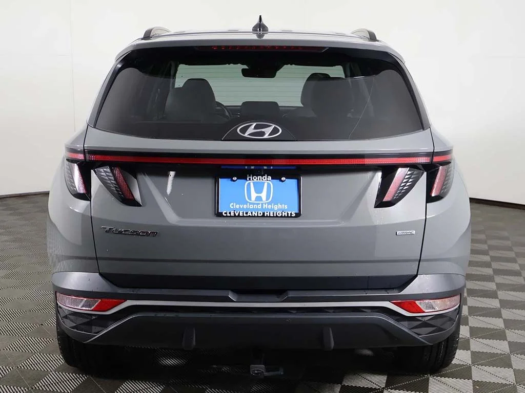 Used 2024 Gray Hyundai SEL image 12