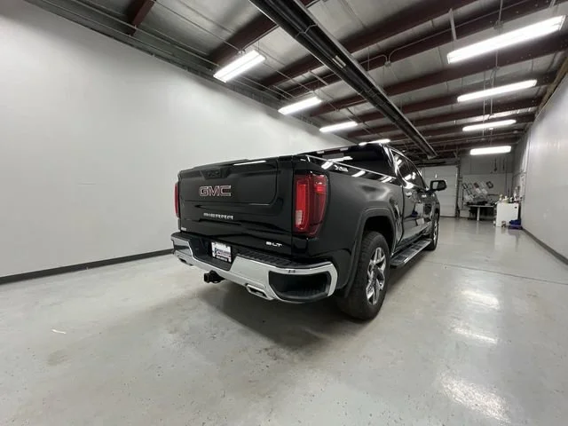 2026 GMC Sierra 1500 SLT - Photo 8