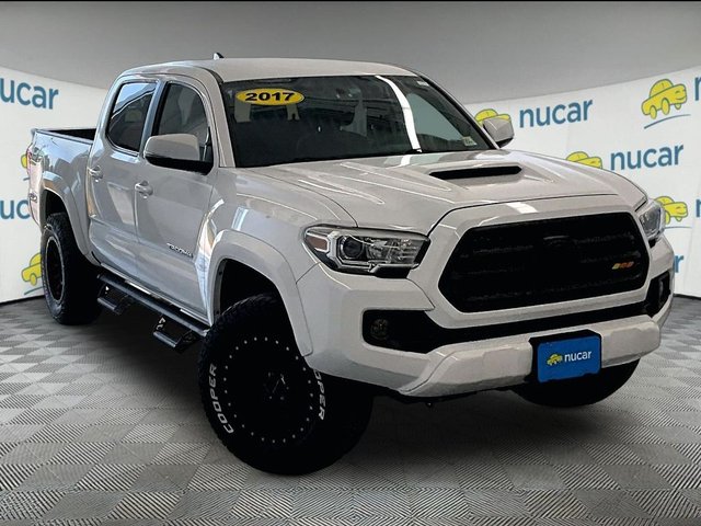 2017 Toyota Tacoma TRD Sport