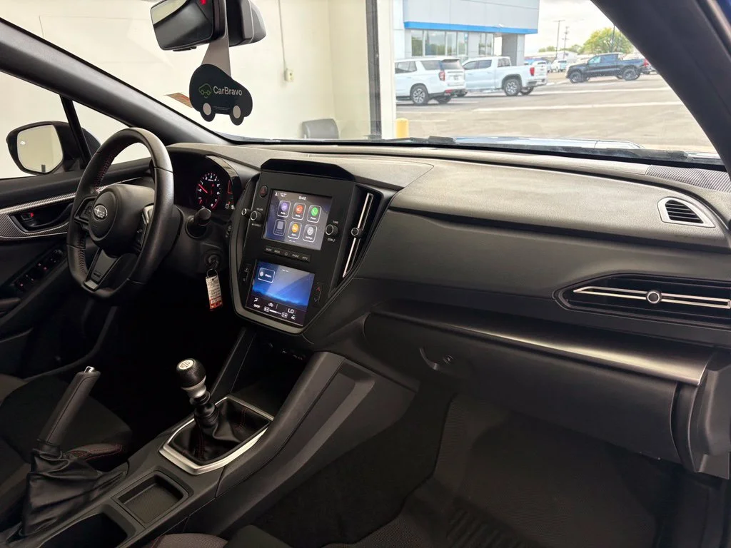 Used 2022 Blue Subaru Base image 35