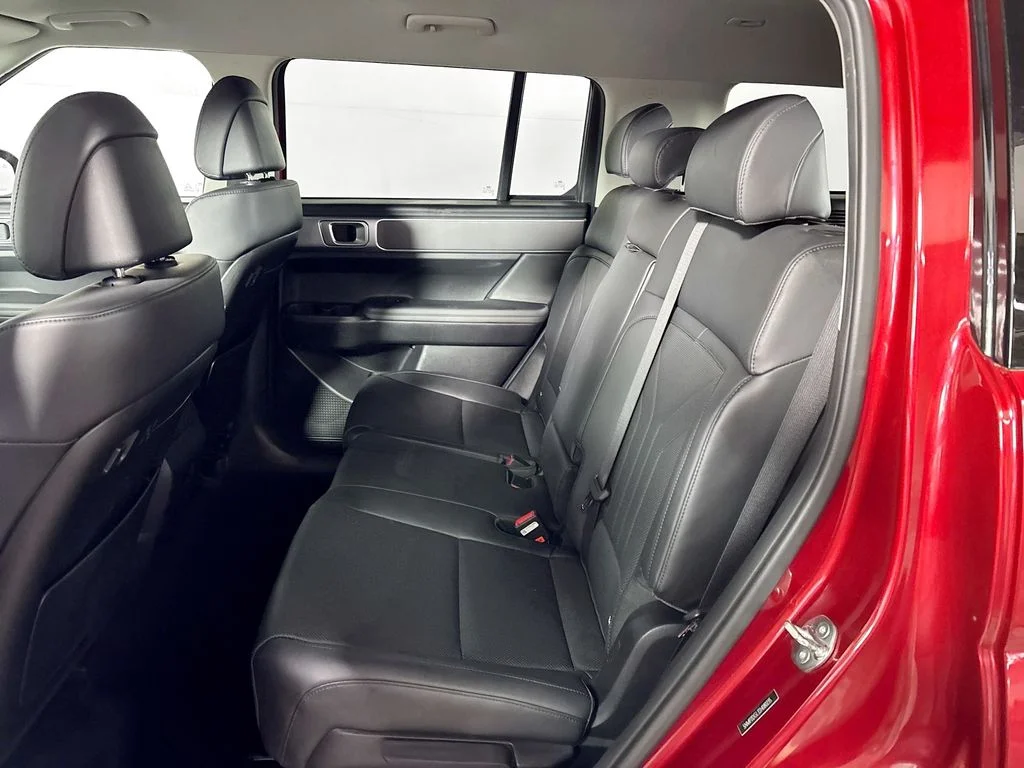 Used 2025 Red Hyundai SEL image 19