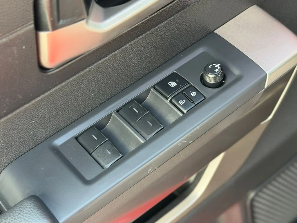 Used 2022 Red Toyota SR5 image 25