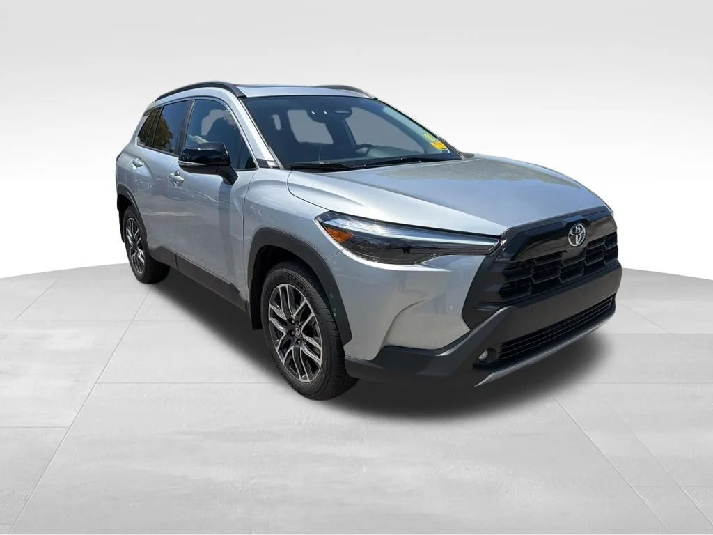 Used 2026 Silver Toyota XLE image 20