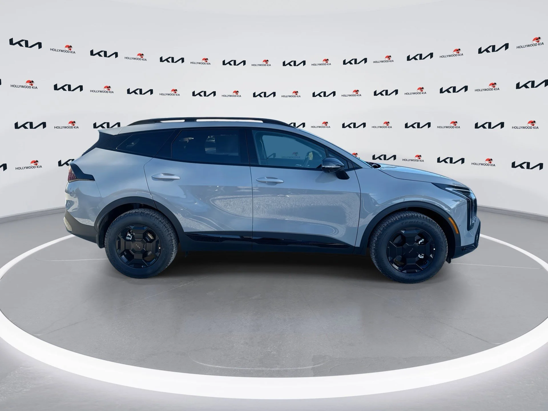New 2026 Wolf Gray Kia X-Pro Prestige image 9