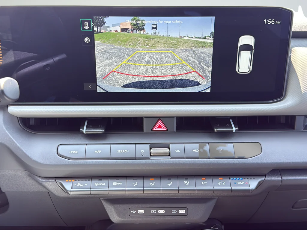 New 2027 Snow White Pearl Kia LX image 23