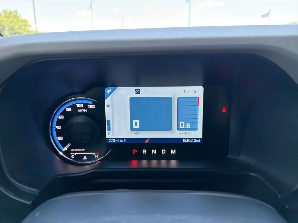 Used 2022 Gray Ford Wildtrak image 35