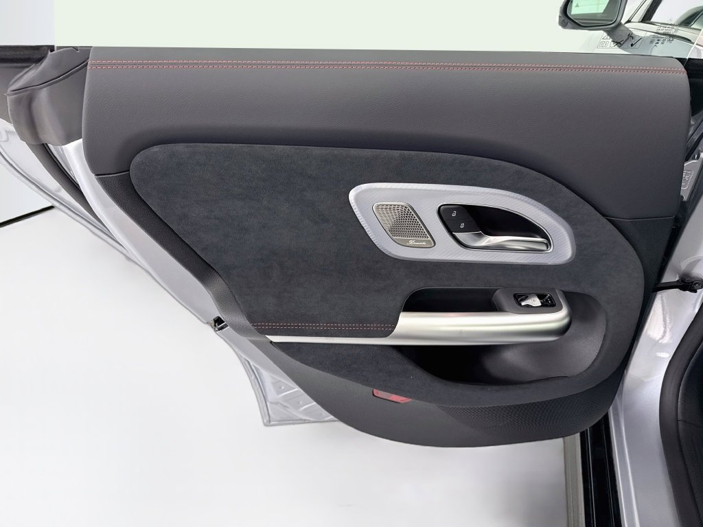 New 2027 Cirrus Silver Metallic Mercedes-Benz CLA 220 image 25