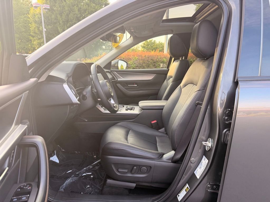 Used 2025 Gray Mazda 3.3 Turbo Preferred image 26
