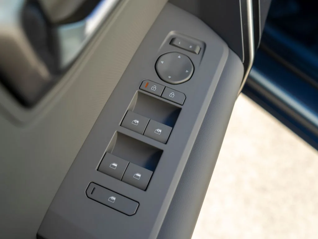 New 2027 Frost Blue Kia EX image 16