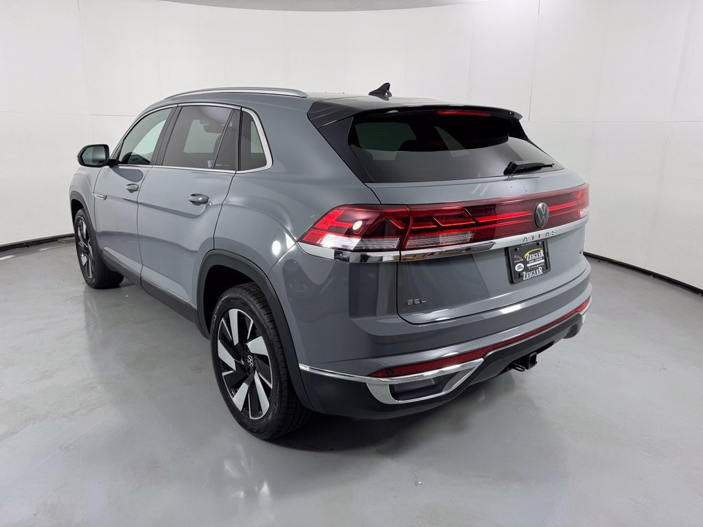 Used 2024 Pure Gray Volkswagen 2.0T SEL image 8