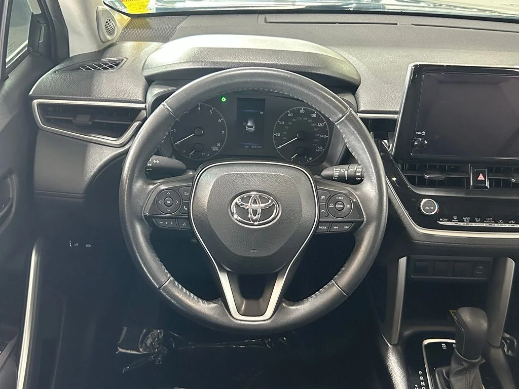Used 2023 Cypress Toyota LE image 9