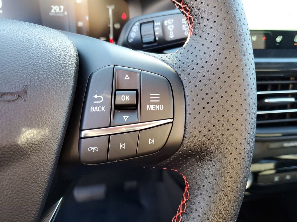 2026 Ford Escape ST-Line - Photo 11