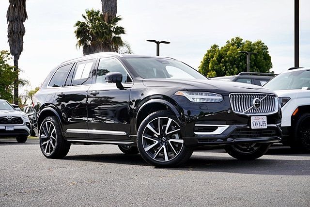 2025 Volvo XC90 B6 Plus Bright 6-Seater 4WD's photo