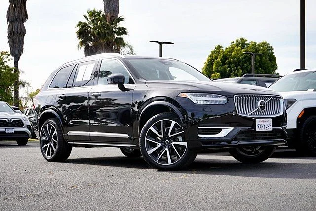 2025 Volvo XC90 B6 Plus Bright 6-Seater 4WD's photo