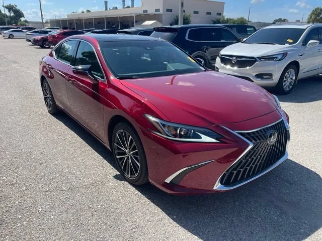 2024 Lexus ES 350 350's photo