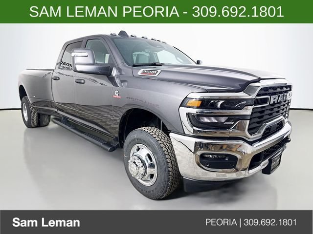 New 2026 Granite Crystal Metallic Clear-Coat Exterior Paint RAM Tradesman image 1