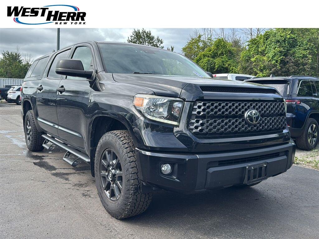 Used 2020 Midnight Black Metallic Toyota SR5 image 1
