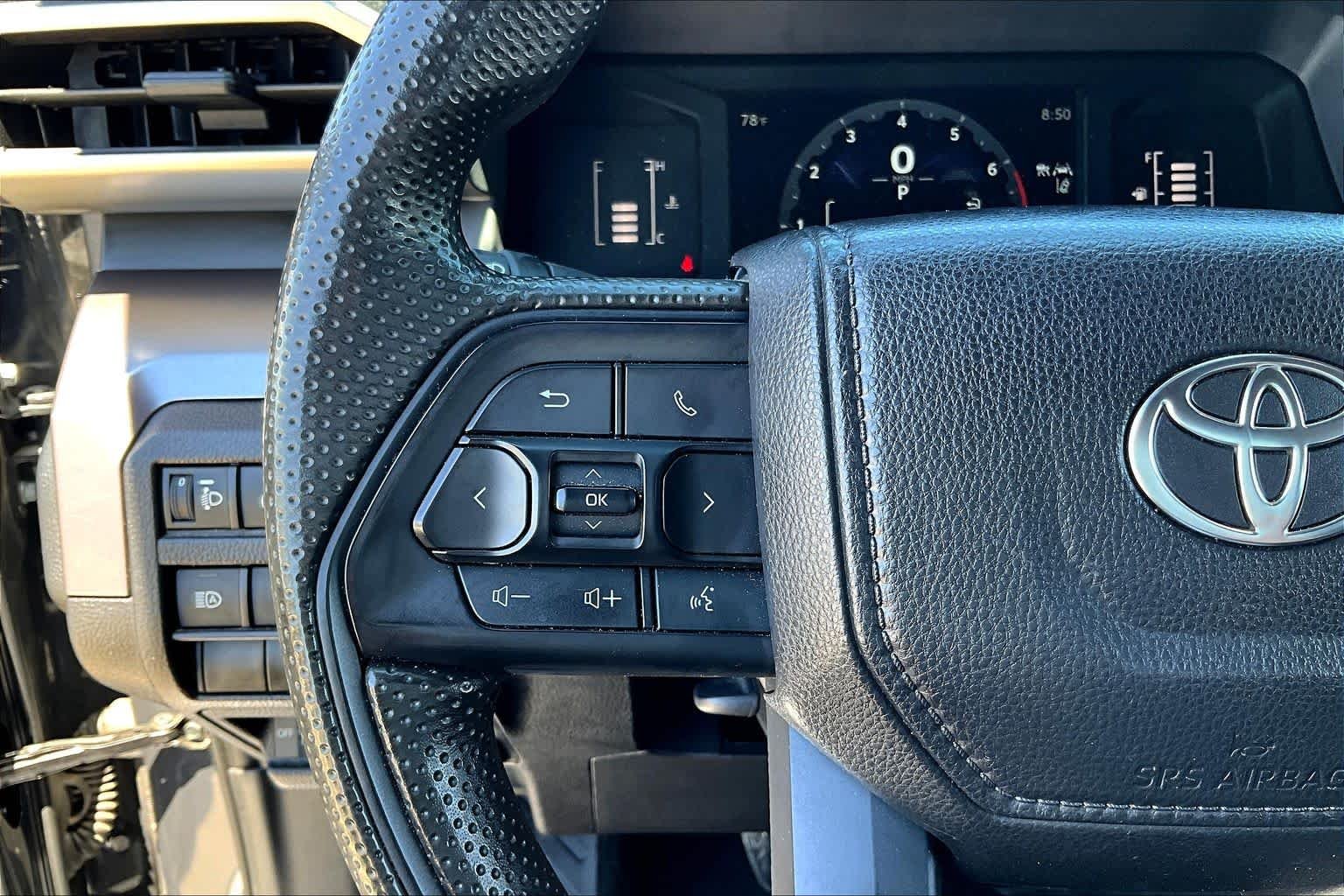 Used 2025 Underground Toyota SR5 image 22